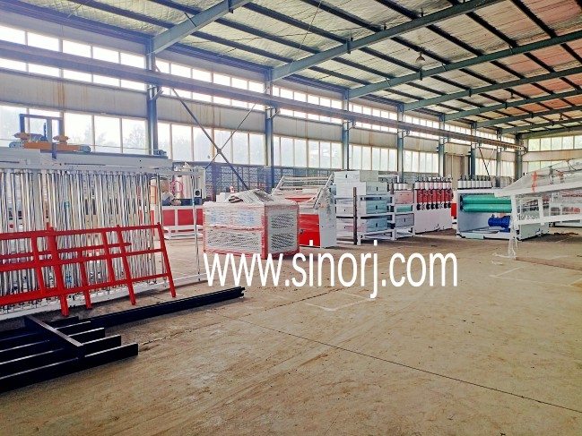 工廠試機，國外裝柜，國內平板同步進行中